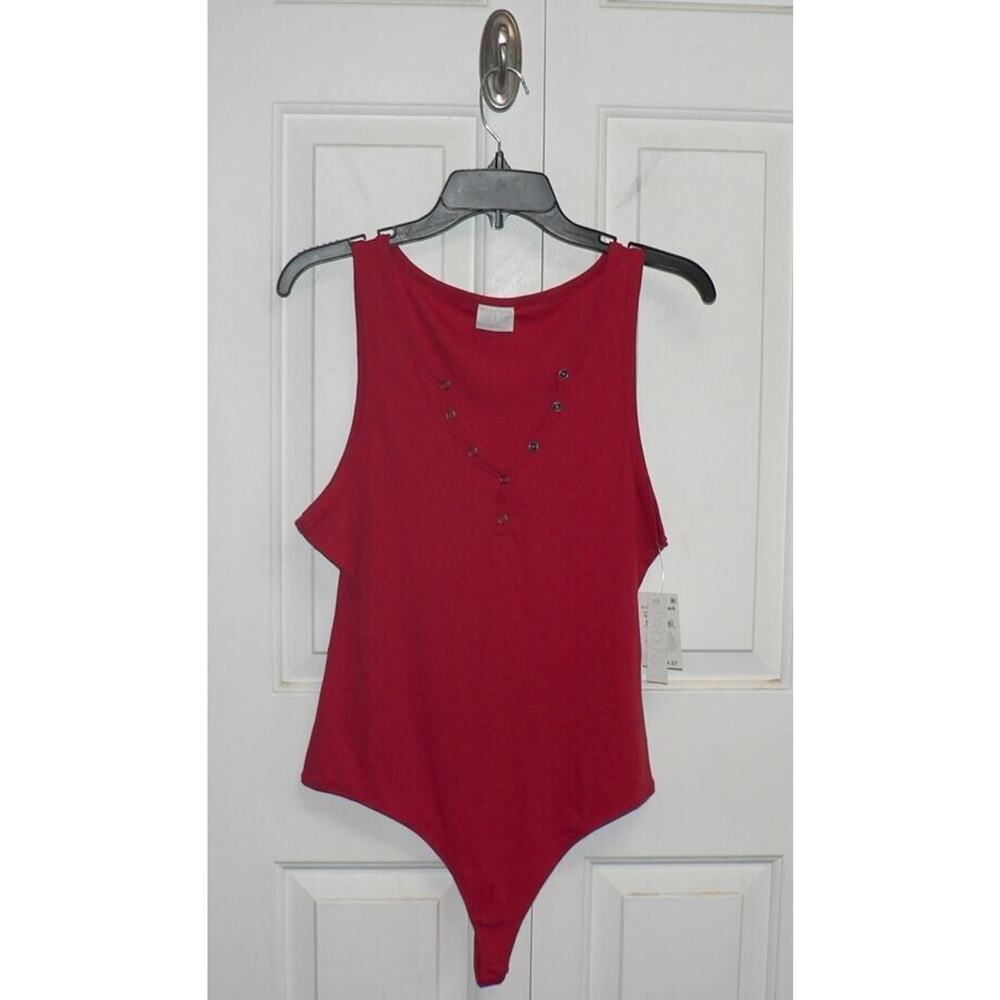 Abound Women's Sleeveless Snap‎ Front Henley Thong Bodysuit in Red Pompeii Large